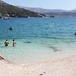 Apartments By The Sea Marina, Trogir - 10327 Lejlighed Marina