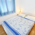 Apartments By The Sea Marina, Trogir - 10327 *