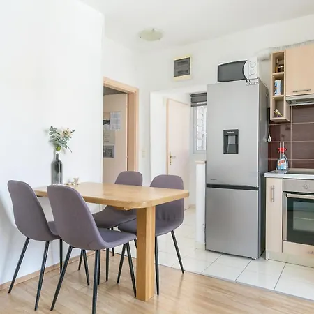 Lejlighed Apartments By The Sea Marina, Trogir - 10327 Marina